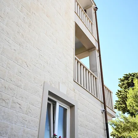 Hvar Malisko 아파트