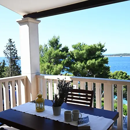 Hvar Malisko 아파트
